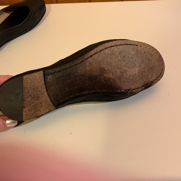 Frye flats - Picture 5 of 5